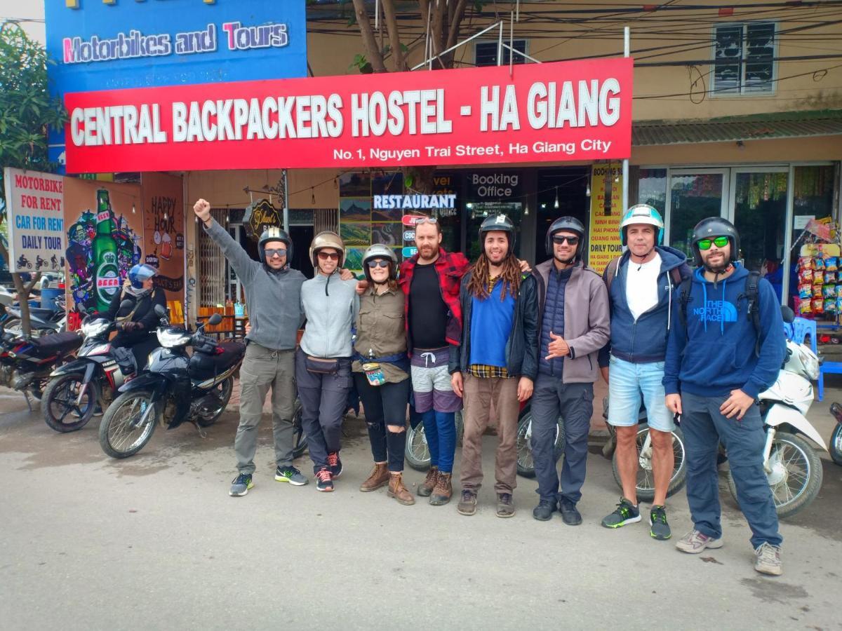 Central Backpackers Hostel ハザン エクステリア 写真