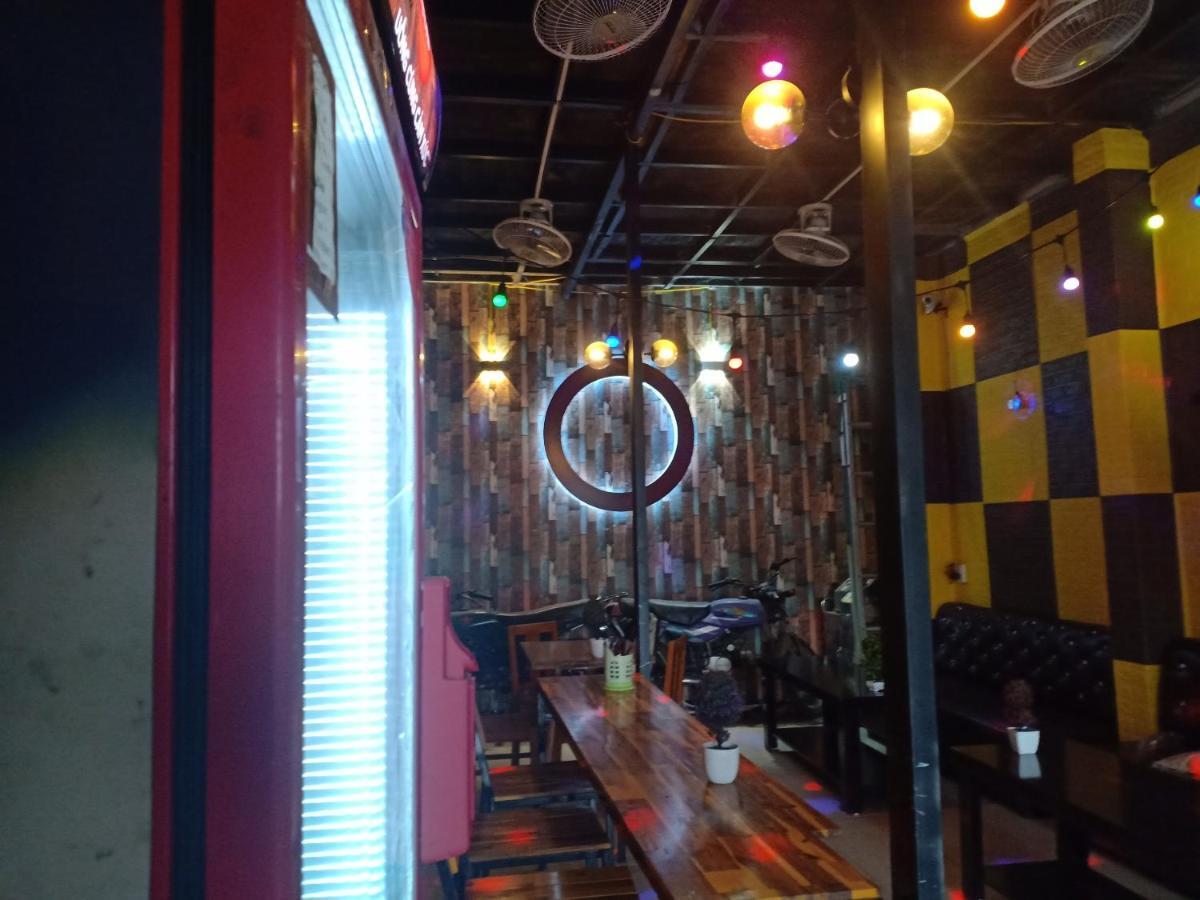 Central Backpackers Hostel ハザン エクステリア 写真