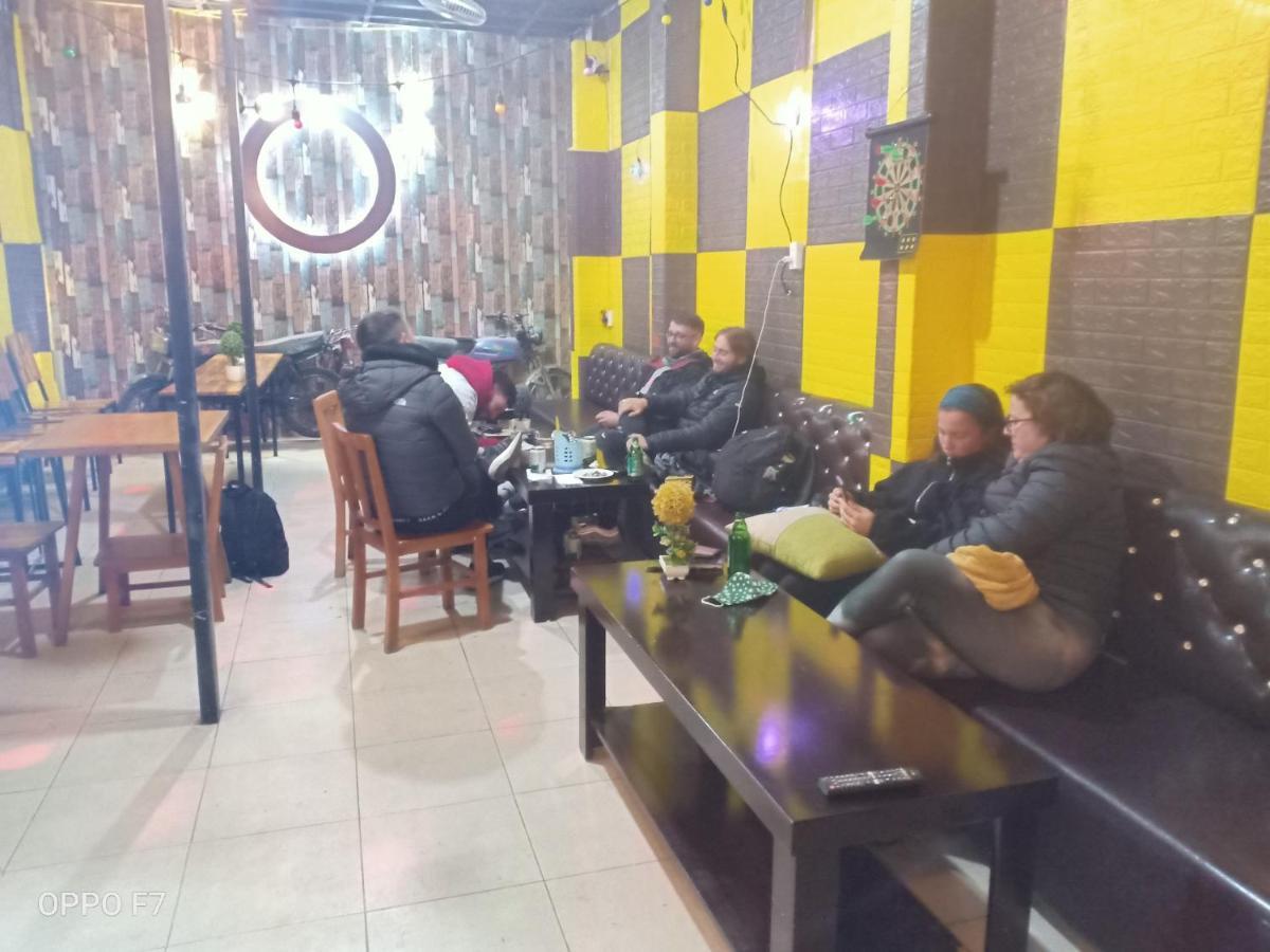 Central Backpackers Hostel ハザン エクステリア 写真