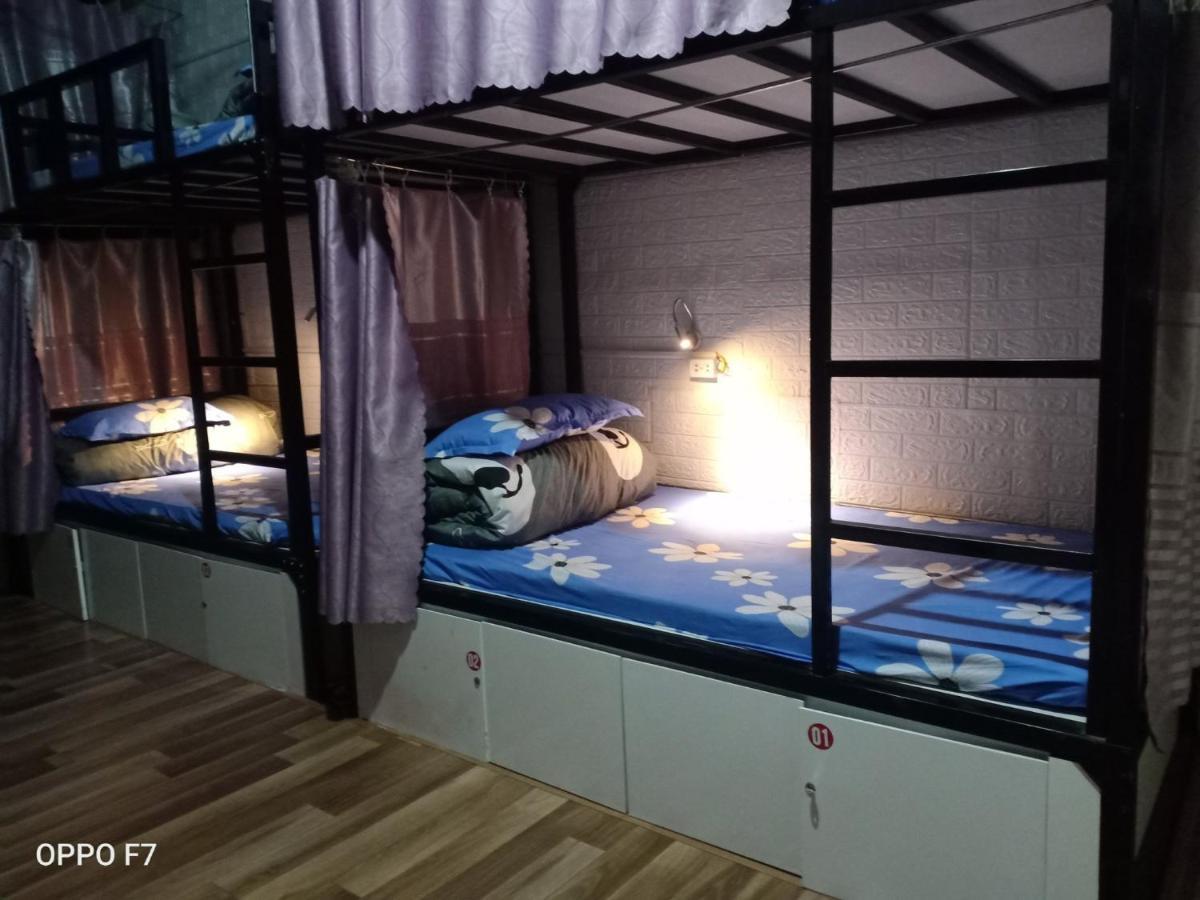Central Backpackers Hostel ハザン エクステリア 写真